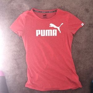 Pink puma t-shirt